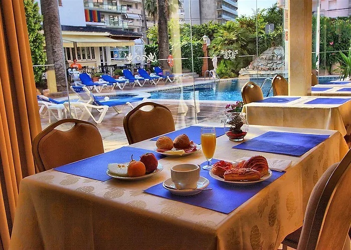 Capri Hotel 3*