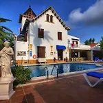 מלון Casa Mett Sitges - Fully Refurbished סיטגס
