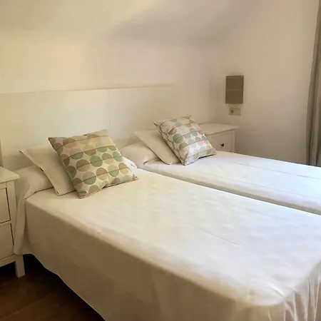 Casa Mett - Fully Refurbished Σίτζες